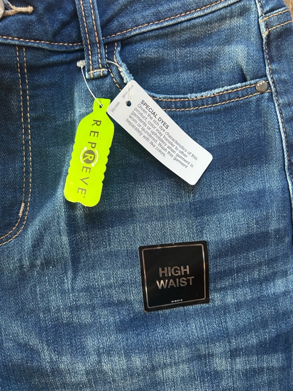 a.n.a High Rise Wide Leg Jeans Size 2 NWT Medium Wash Raw Hem - Picture 8 of 15